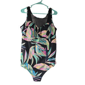 Torrid Womens Active High Neck One Piece Mesh Swimsuit Black Leaves Plus Size 3